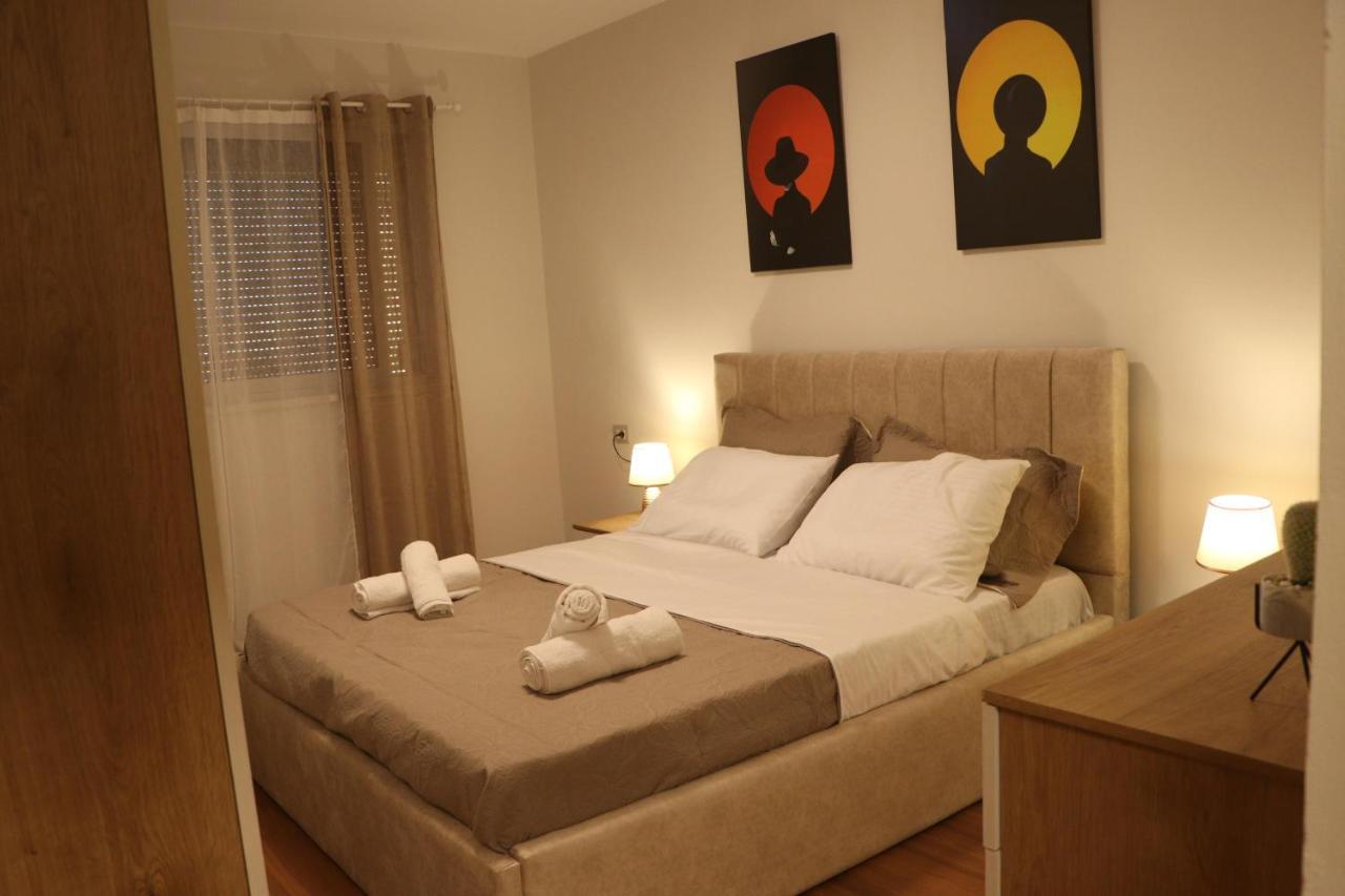 Pine Apartment Тирана Екстер'єр фото